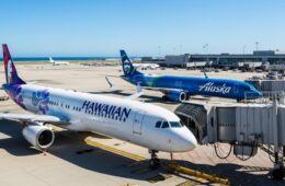 Hawaiian and Alaska planes